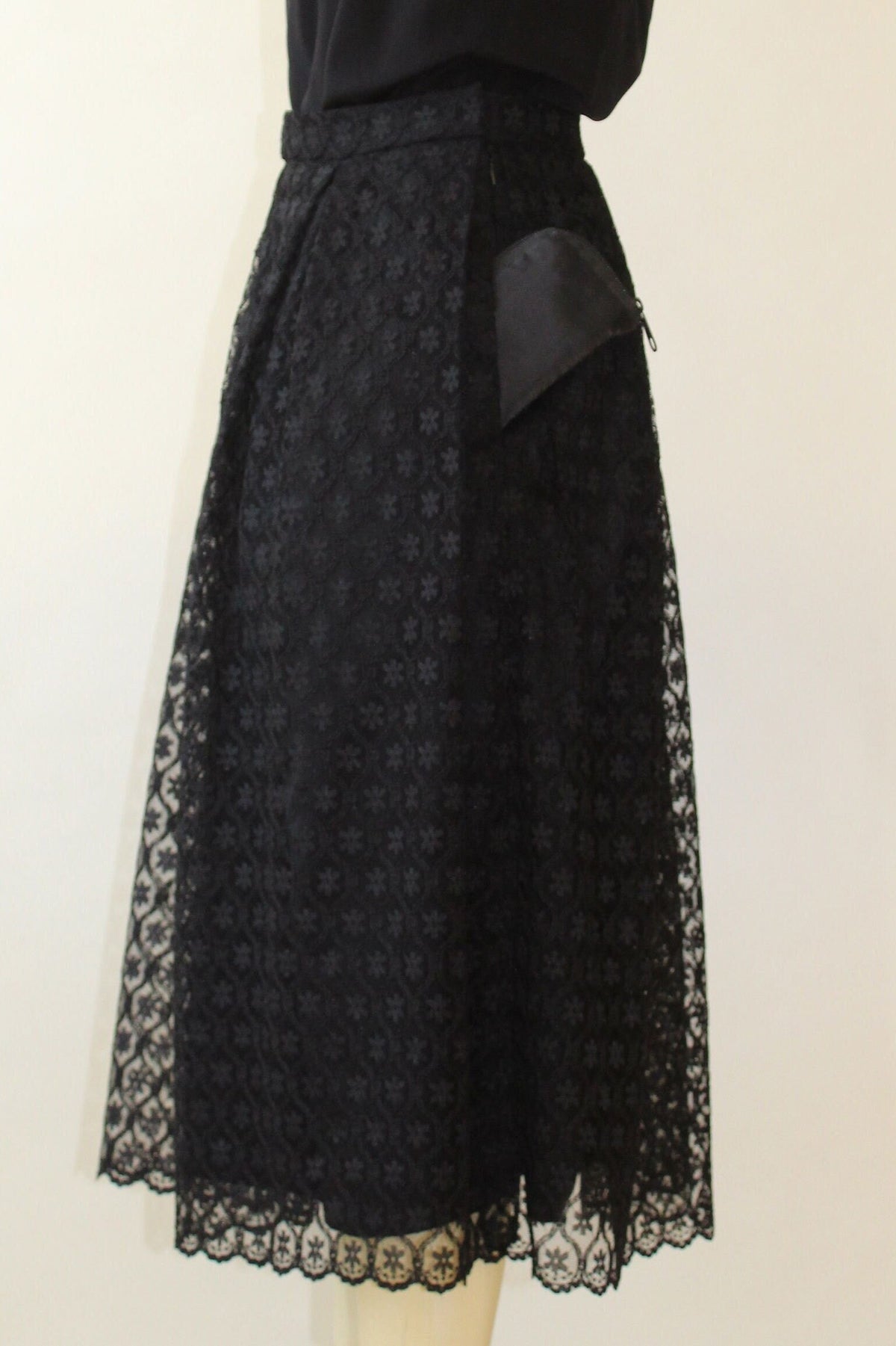 Belle Black Lace Pleated Midi Skirt — view 3